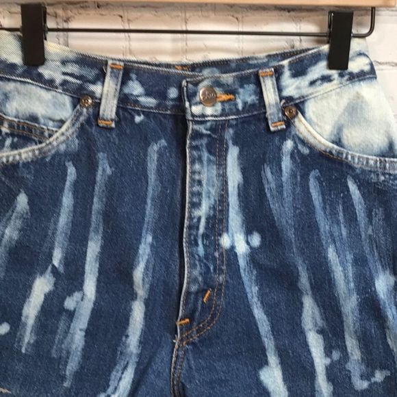 Vintage Denim Shorts Hand bleached Short 1990’s - Picture 4 of 8
